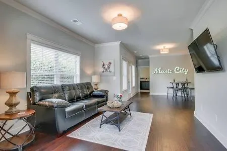 Stay In Twin Homes At Belmont In King Beds Nashville United States